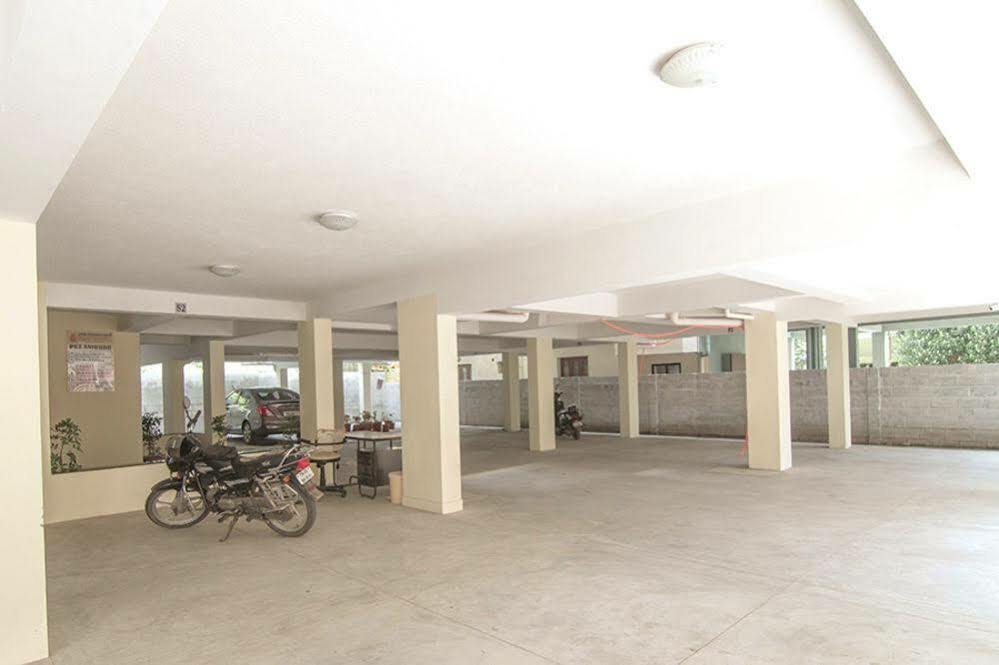 Phoenix Hospitality Services Chennai Exterior photo